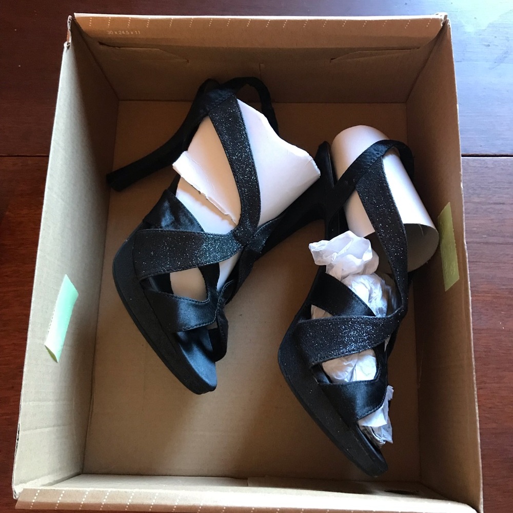 Fioni Sparkly Black heels